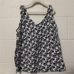 Ann Taylor Linen Blend v-neck blouse with bow detail on shoulders women’s XS